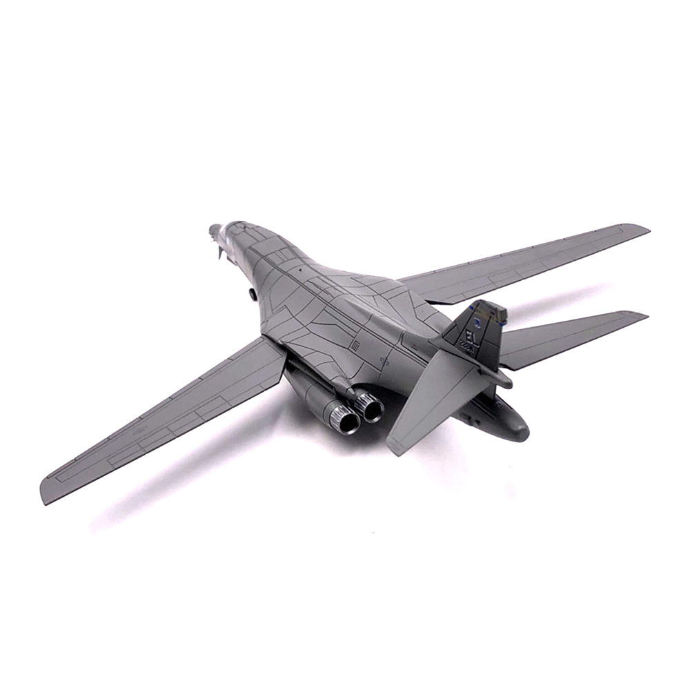 1/200 scale diecast B-1B Lancer bomber aircraft model