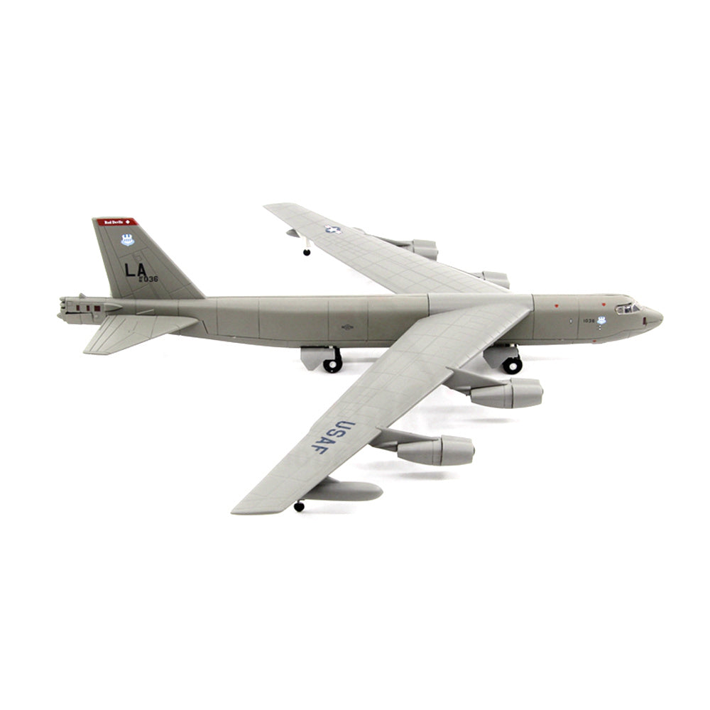 1/200 scale diecast B-52 Stratofortress bomber aircraft model