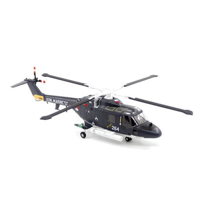 prebuilt 1/72 scale Lynx helicopter model 37095