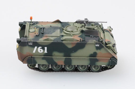 prebuilt 1/72 scale M113A2 APC plastic armored vehicle model 35006