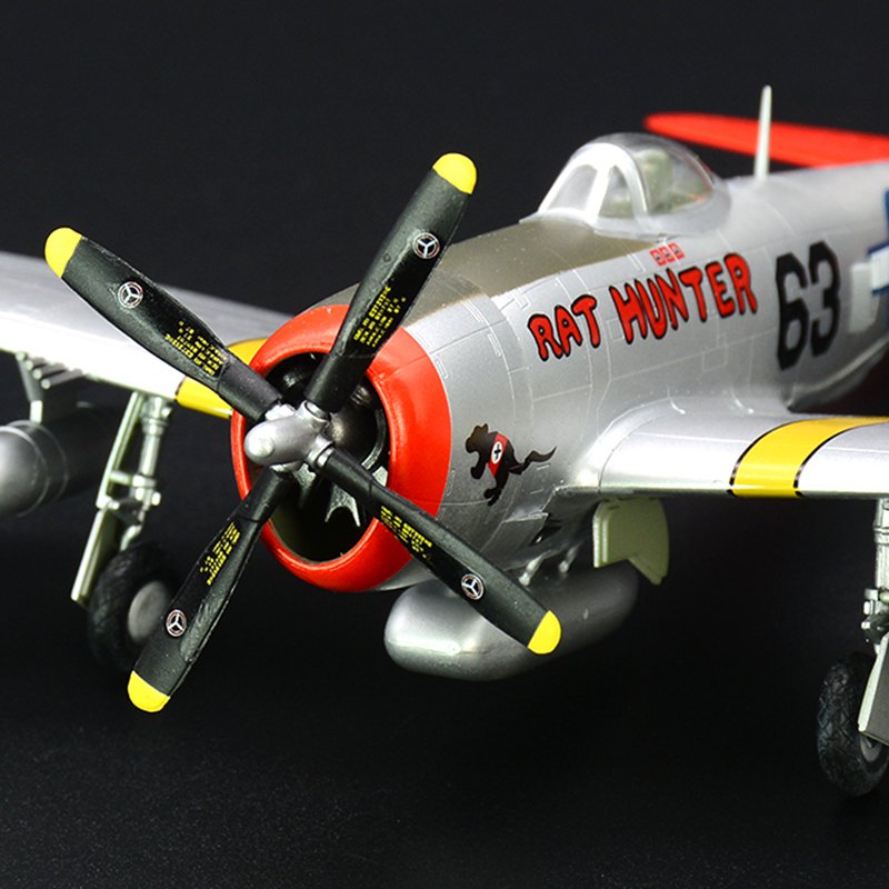 P-47D Thunderbolt WWII fighter model