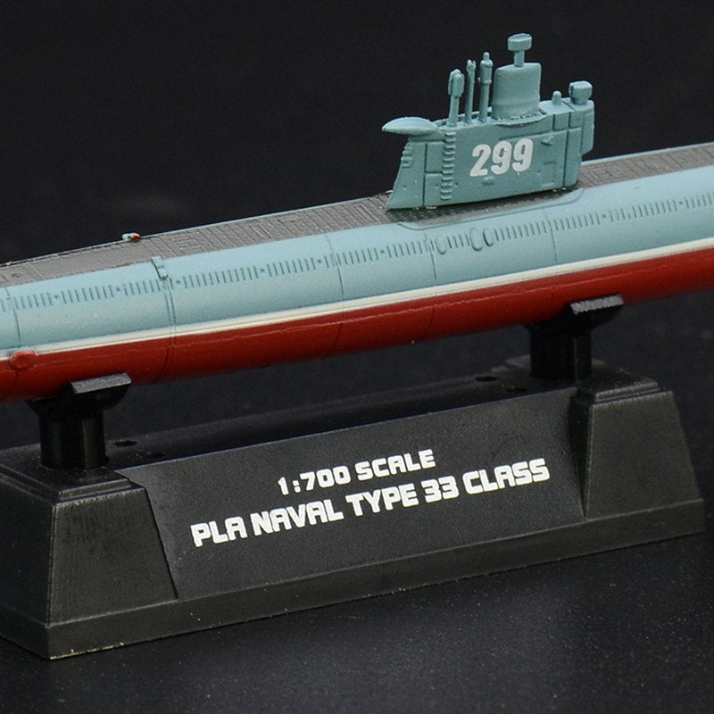 1/700 scale prebuilt Type 033 submarine model 37322