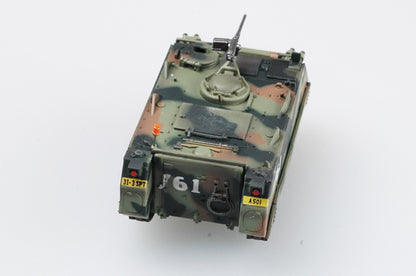 prebuilt 1/72 scale M113A2 APC plastic armored vehicle model 35006