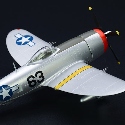 1/72 scale collectible WWII fighter aircraft model P-47