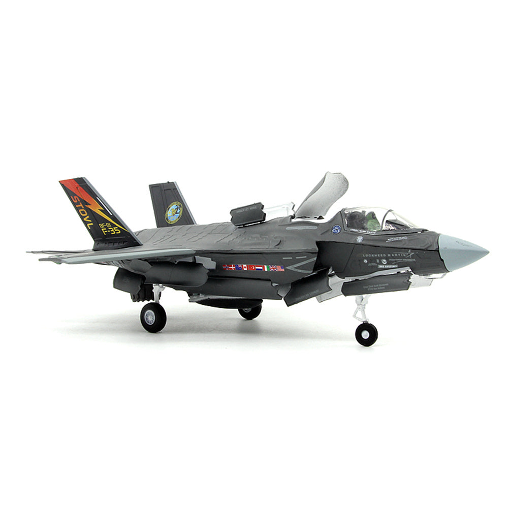 1/72 scale diecast F-35 Lightning II aircraft model